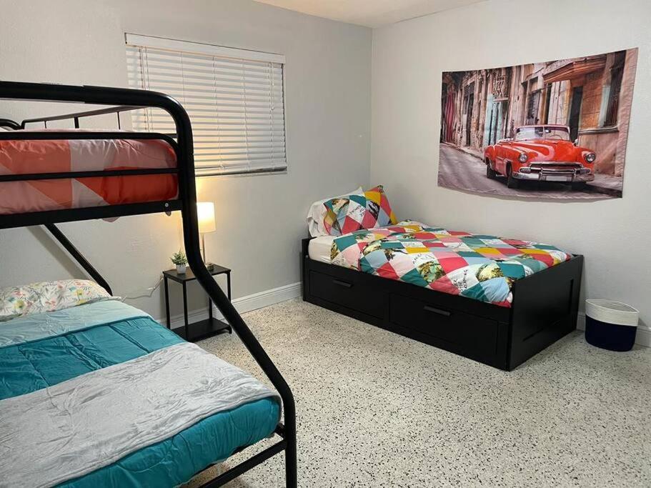 Sleeps 8, Havana Nights In Miami Apartman Kültér fotó