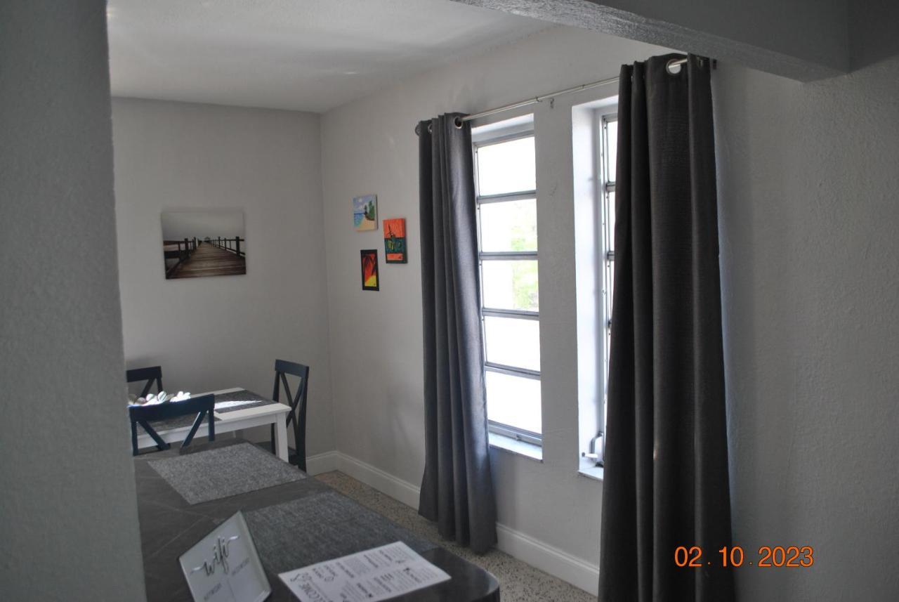 Sleeps 8, Havana Nights In Miami Apartman Kültér fotó